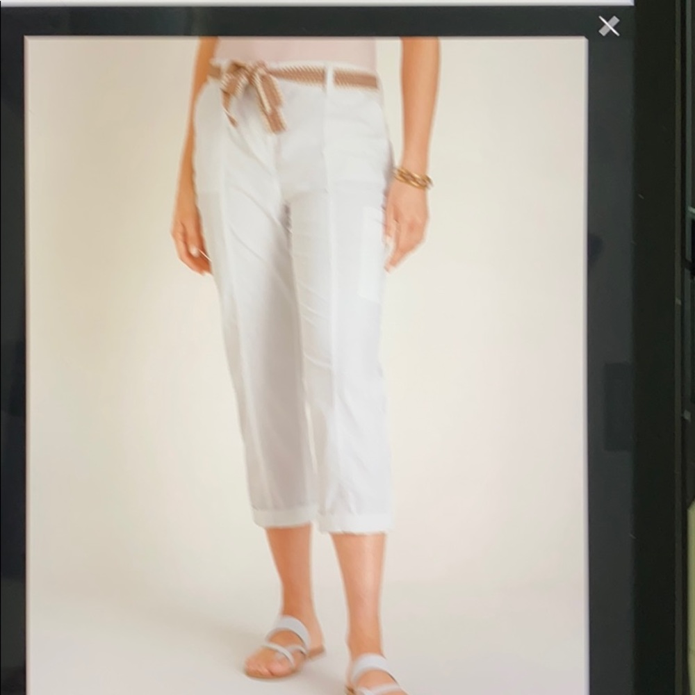 Chico’s Convertible Belted Crops